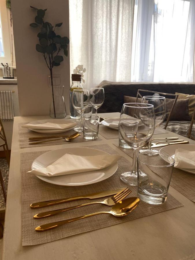 Vicky - New Apartment Centrum Srodmiescie Варшава Экстерьер фото